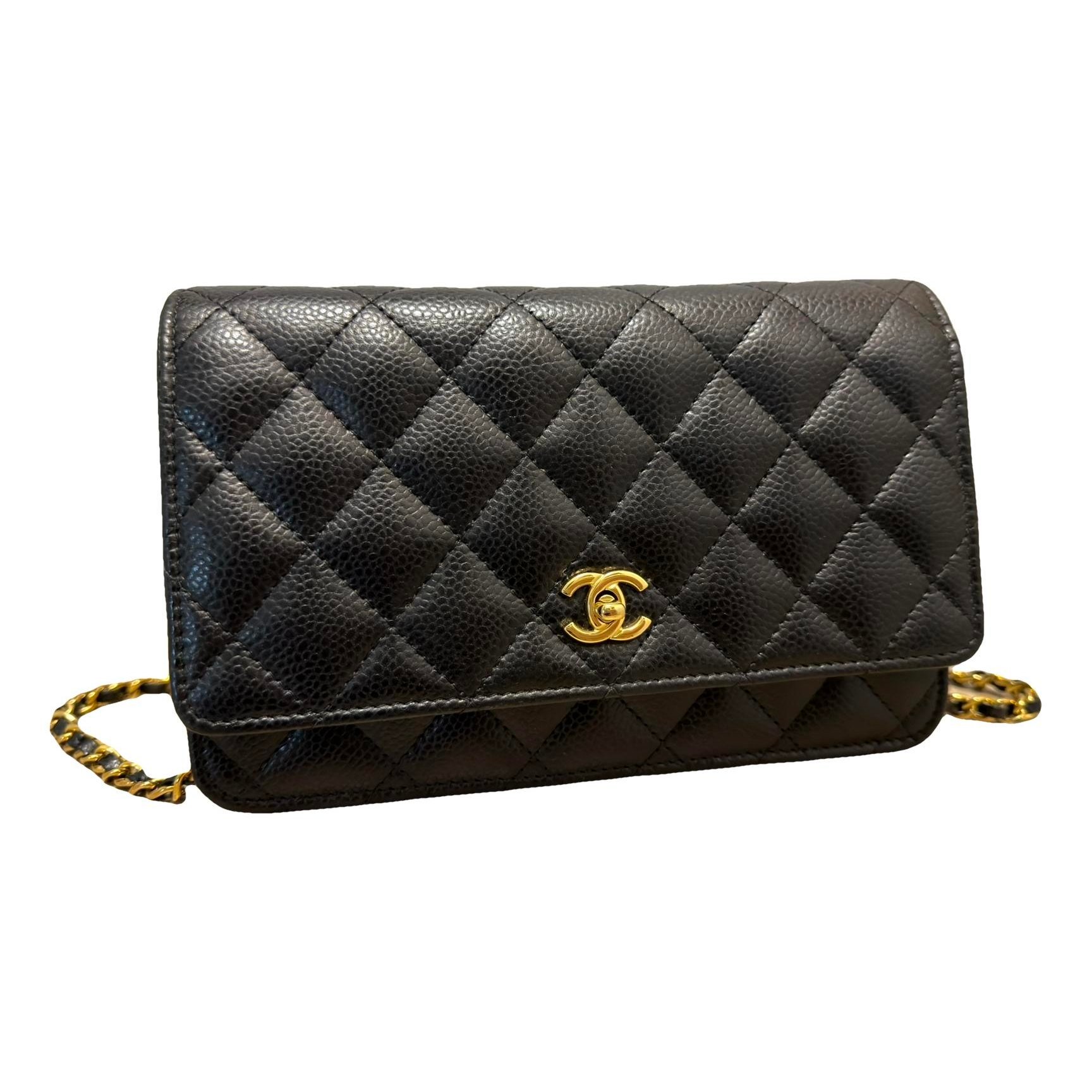 Wallet On Chain Timeless/Classique leather crossbody bag