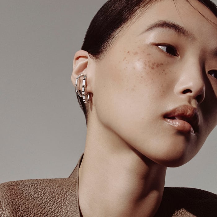 Sans Coloris Hermès Clou d'H Dangle Earrings