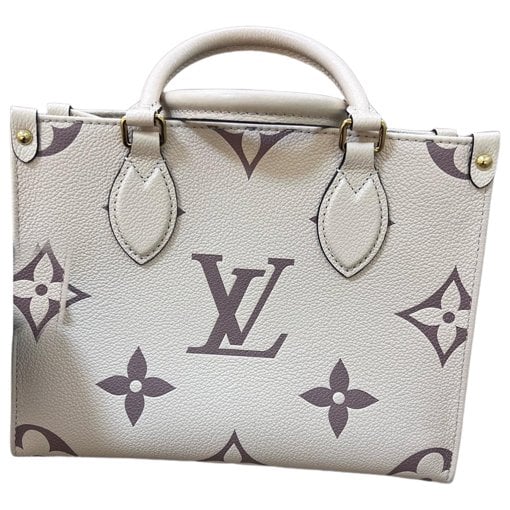 Onthego leather handbag