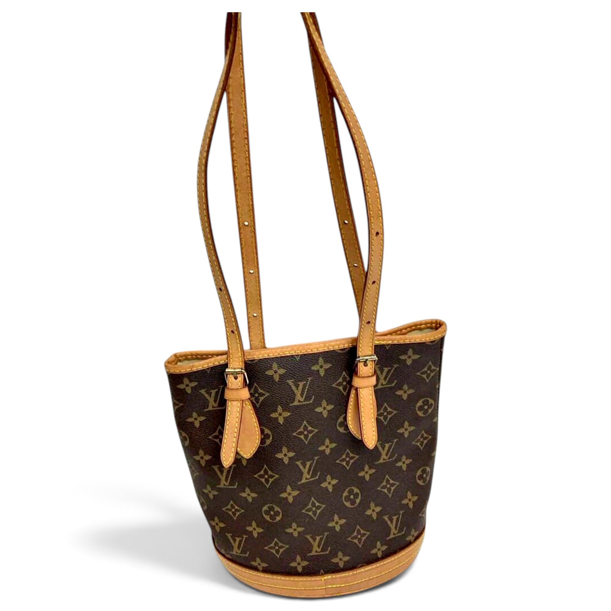 Bucket leather handbag