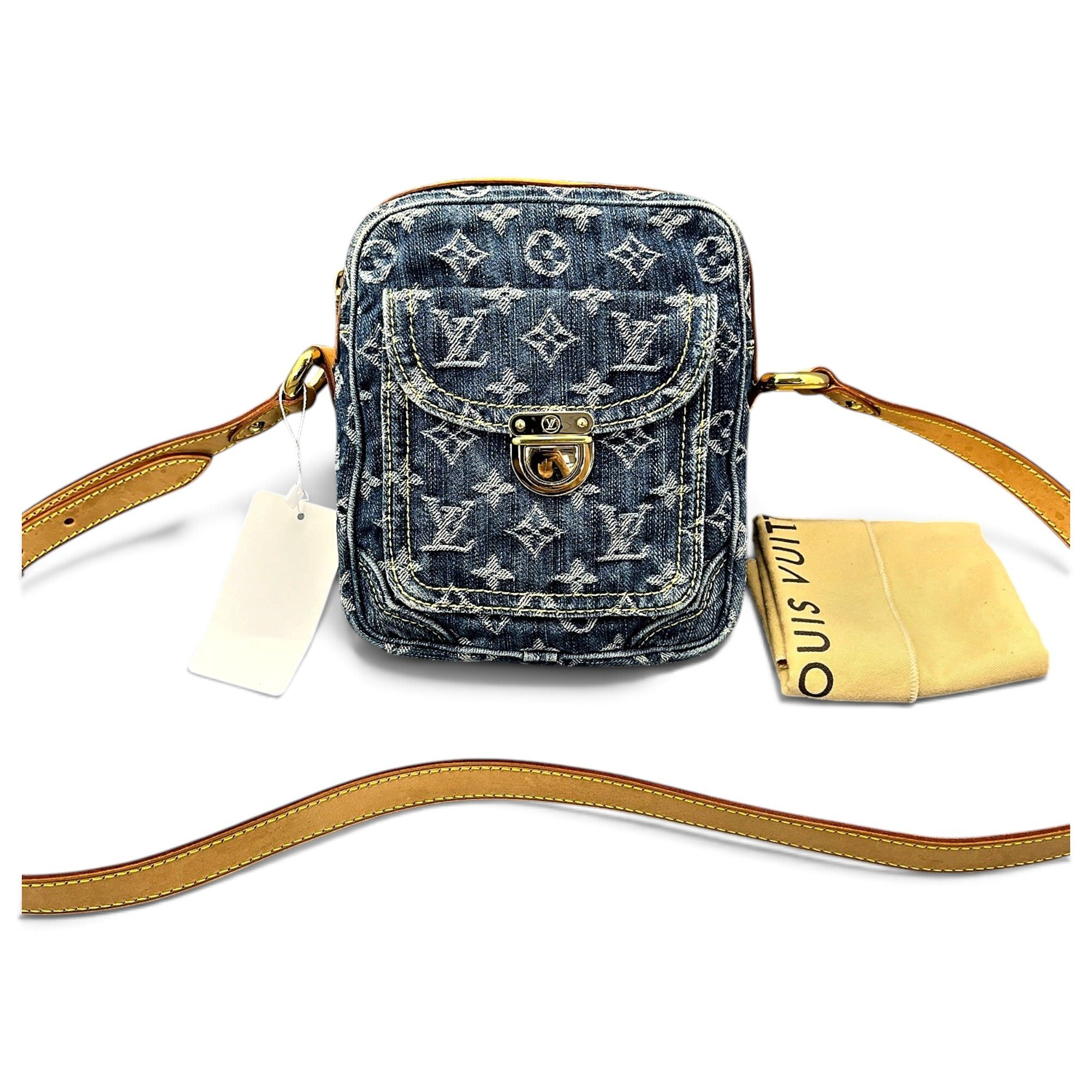 Crossbody bag