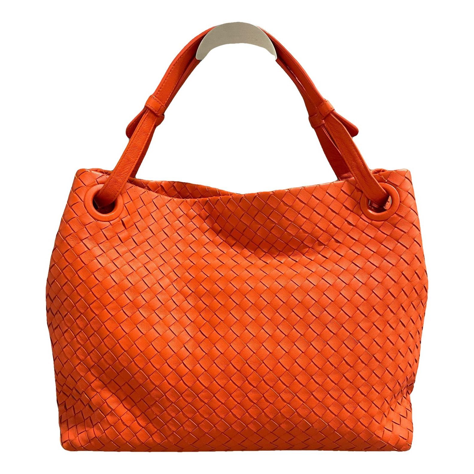 Garda leather handbag