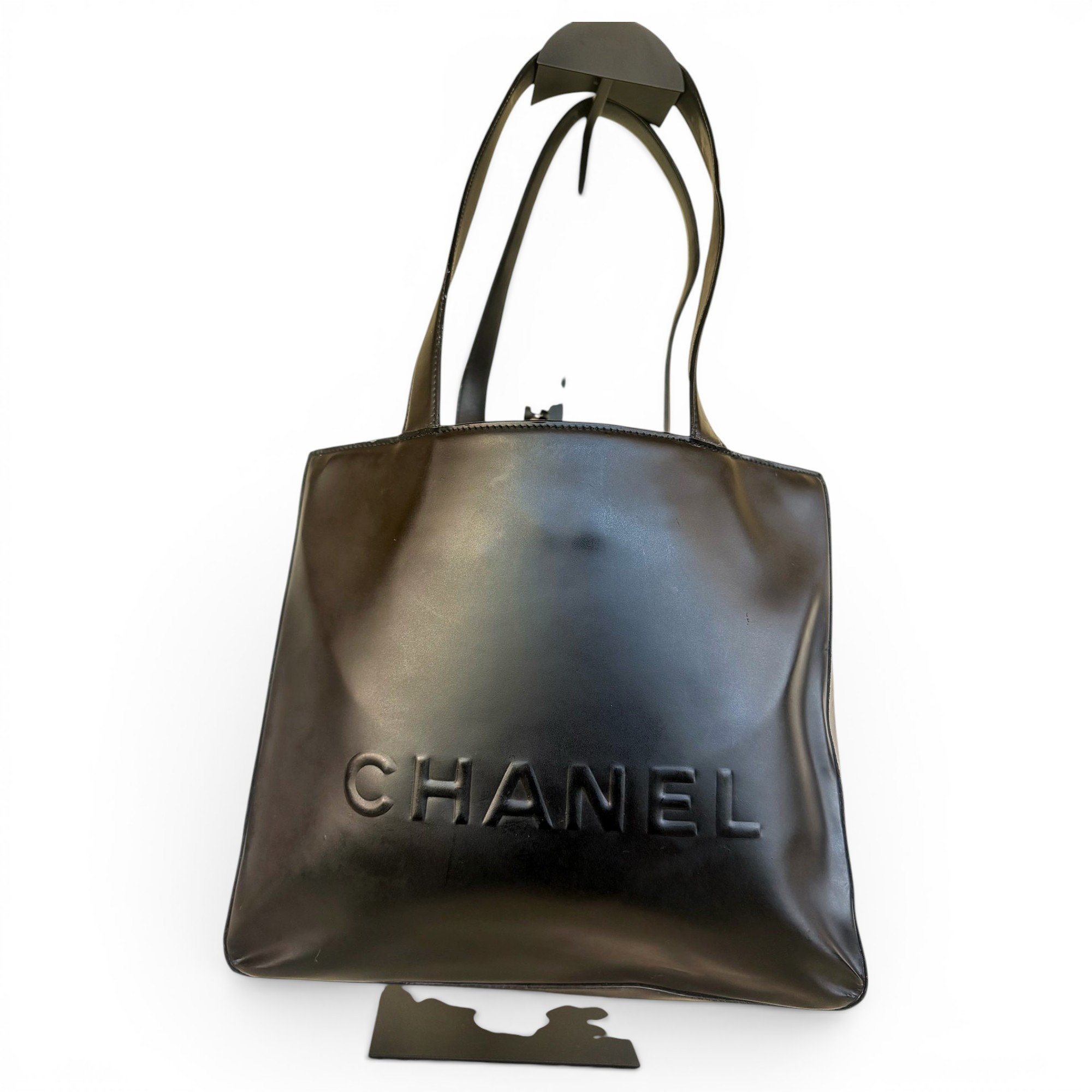 Leather tote