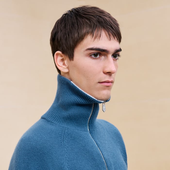 Bleu Turquin Cashmere "Rayures Asymetriques" Polo Sweater