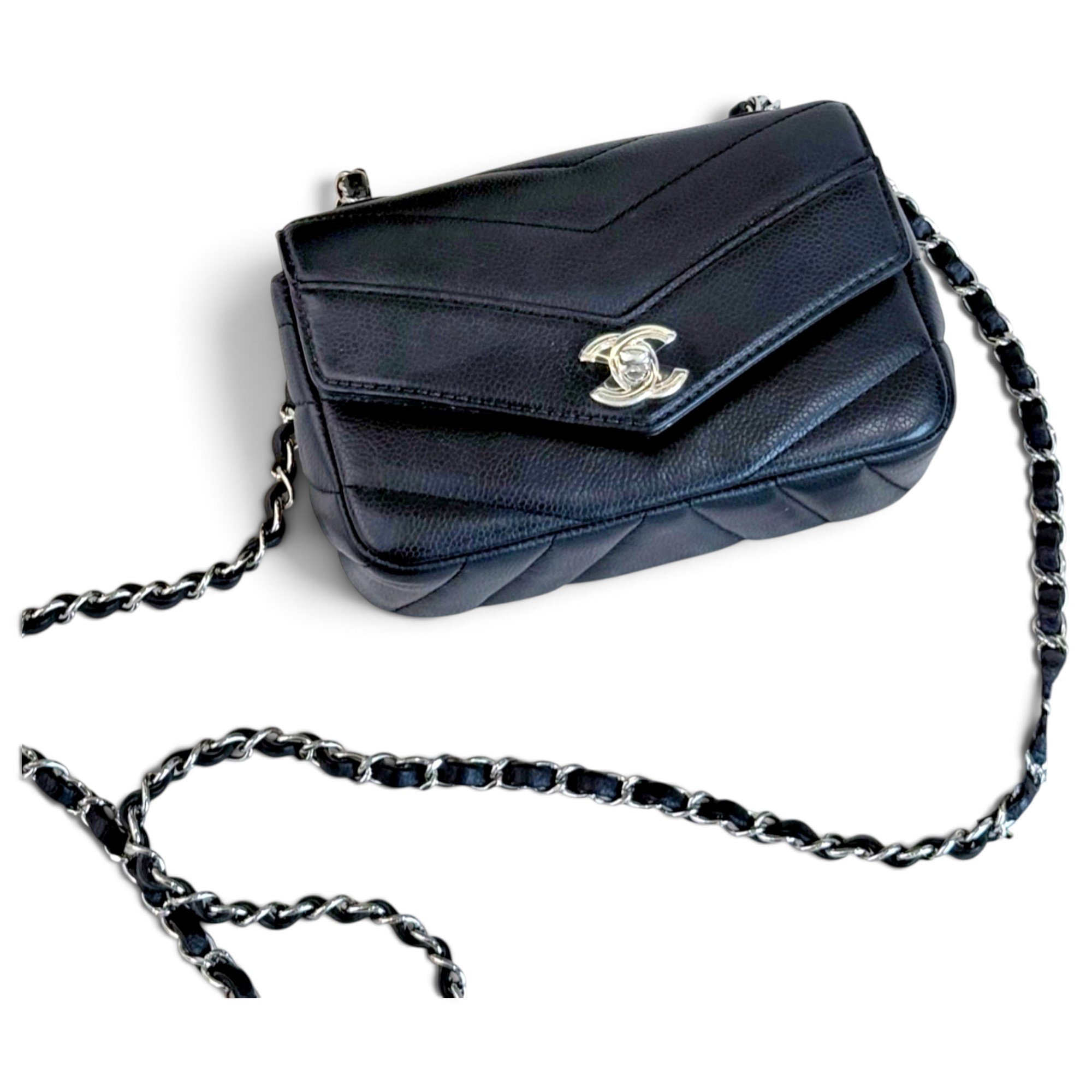 Timeless/Classique leather crossbody bag