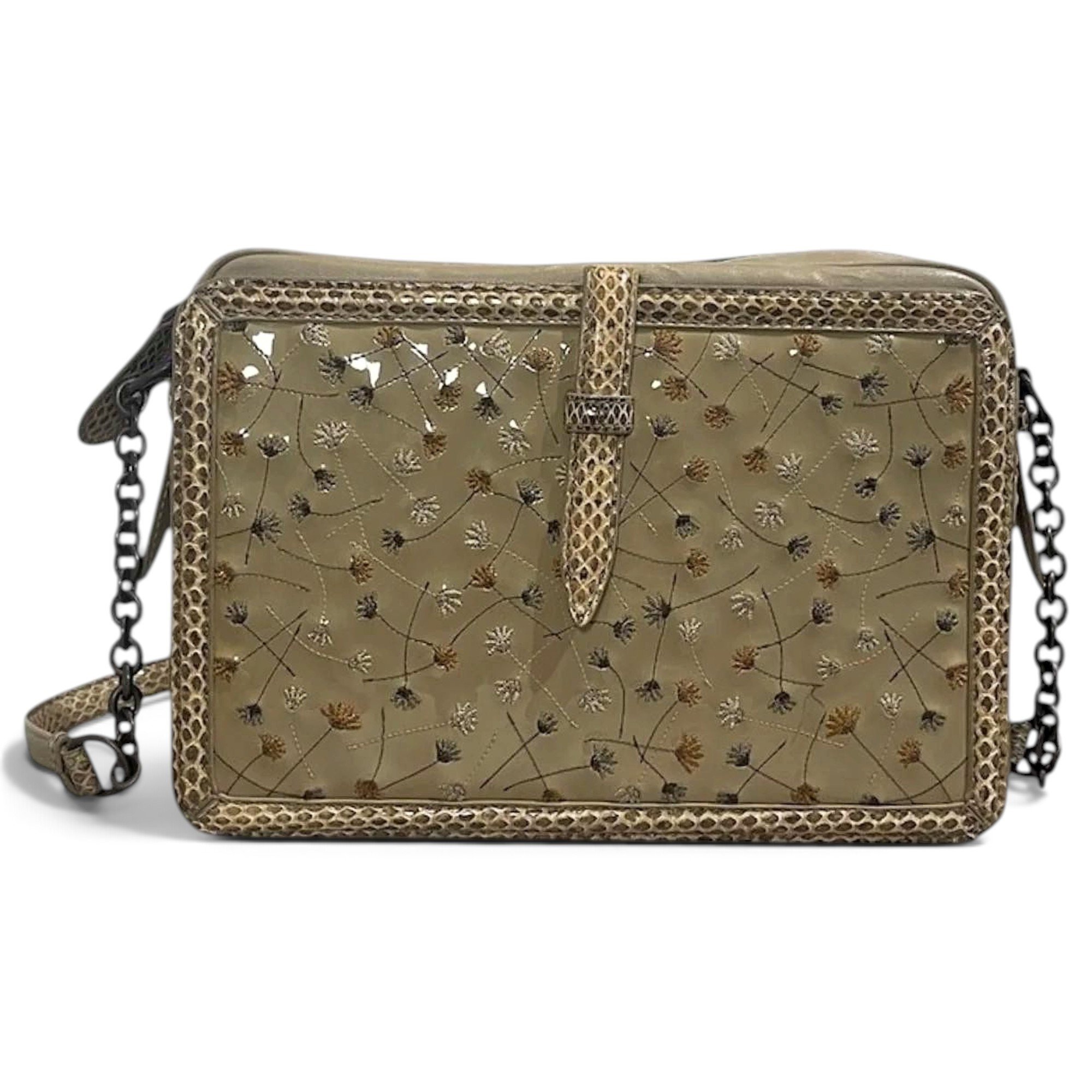Veneta leather bag
