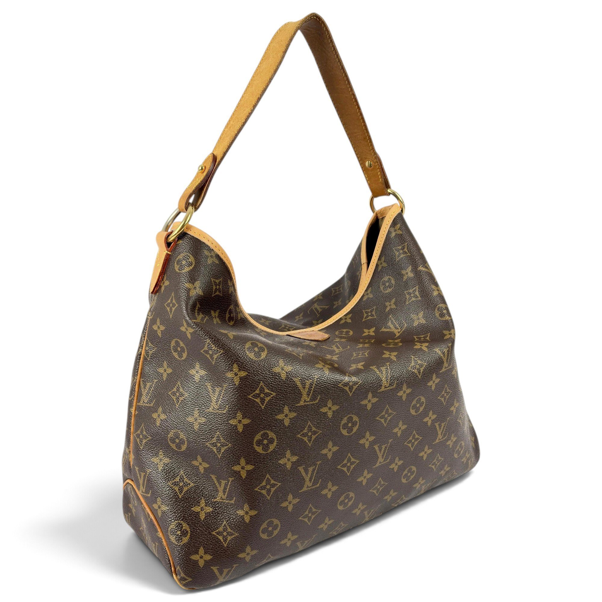 Delightful cloth handbag