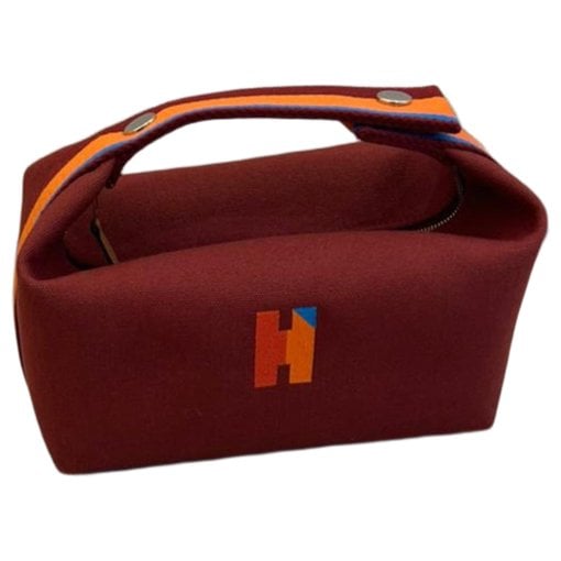 Bride à brac cloth vanity case