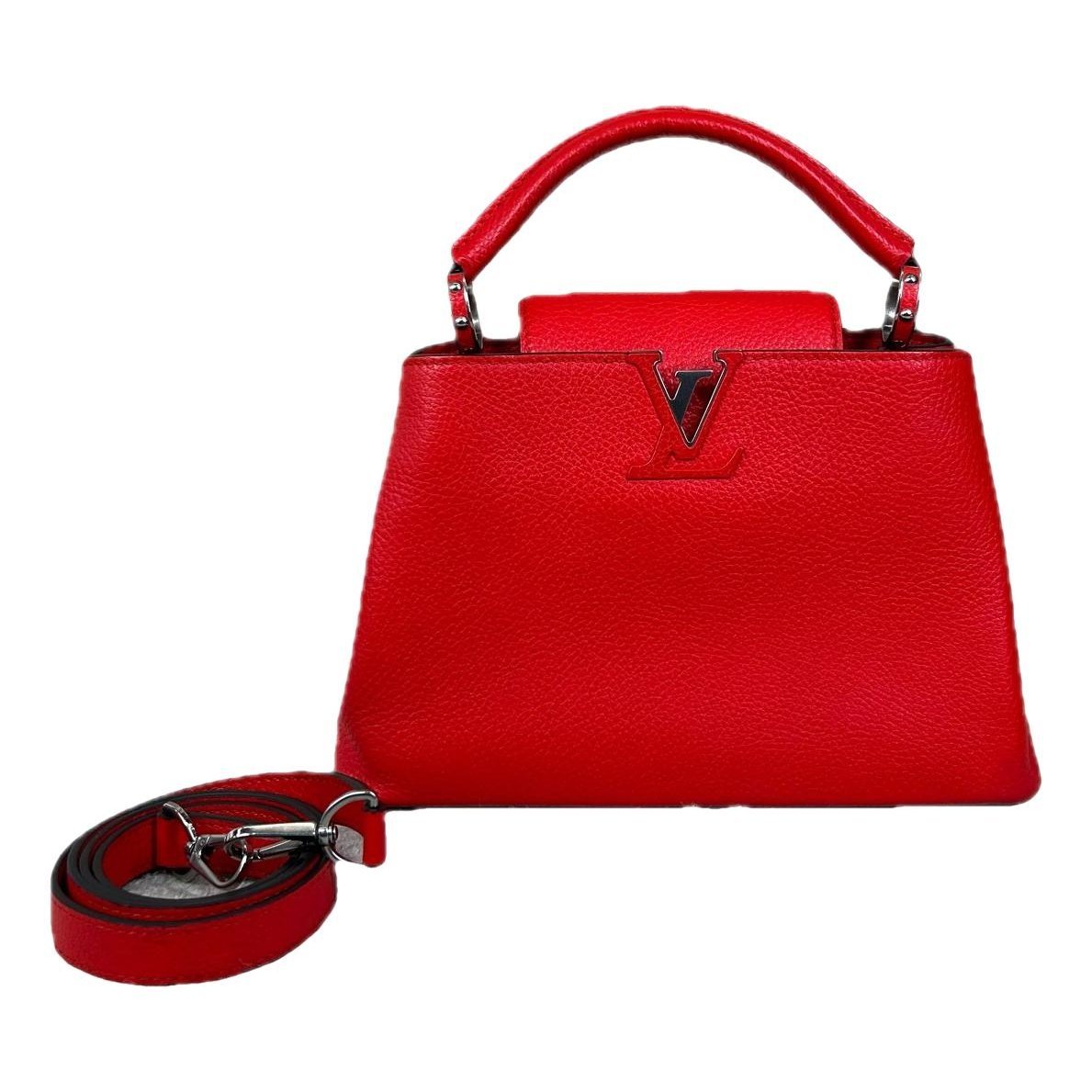 Capucines leather handbag
