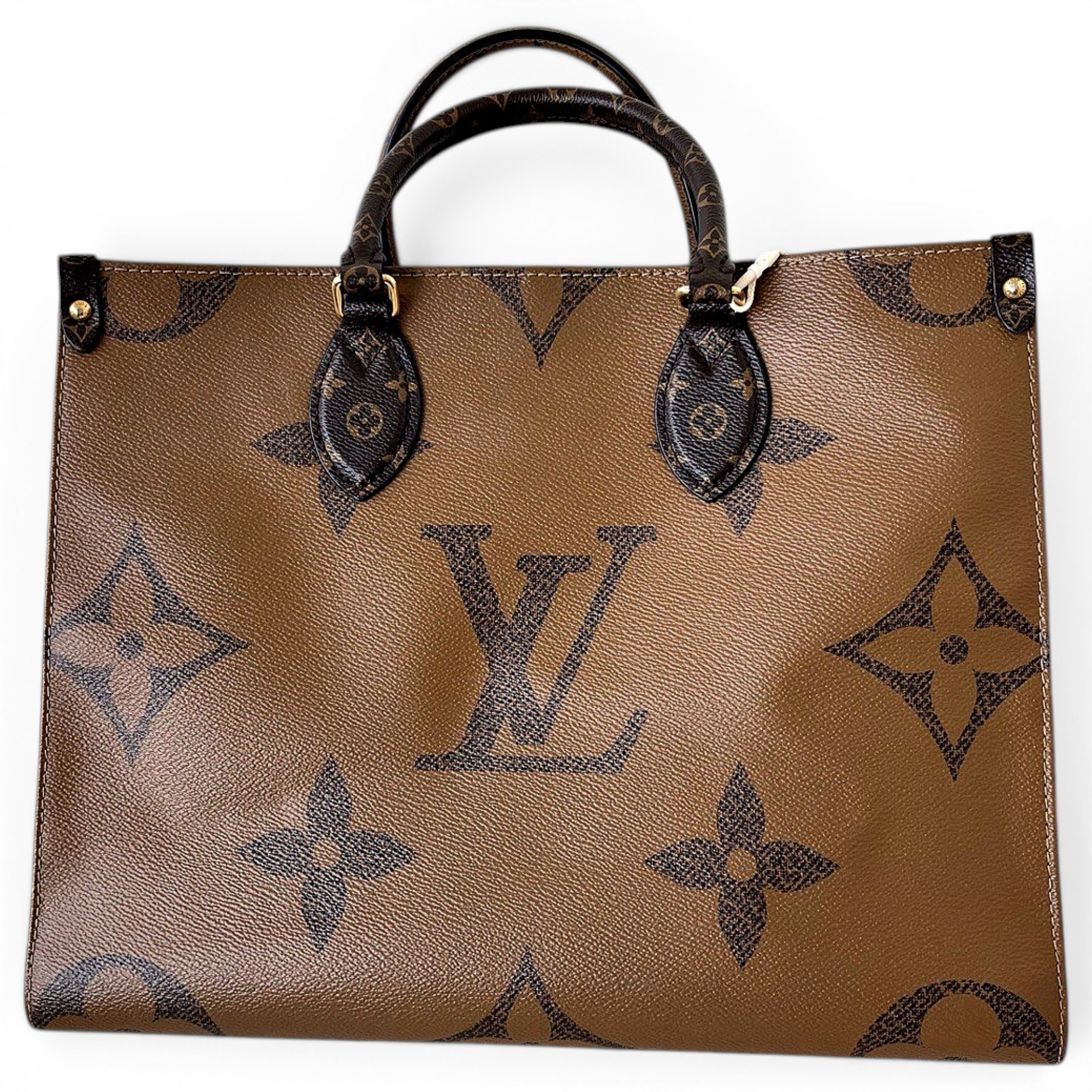 Onthego leather handbag