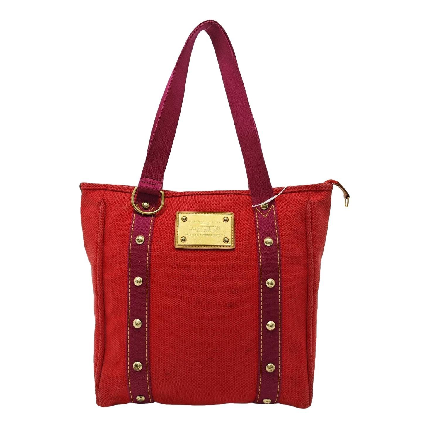 Antigua cloth handbag
