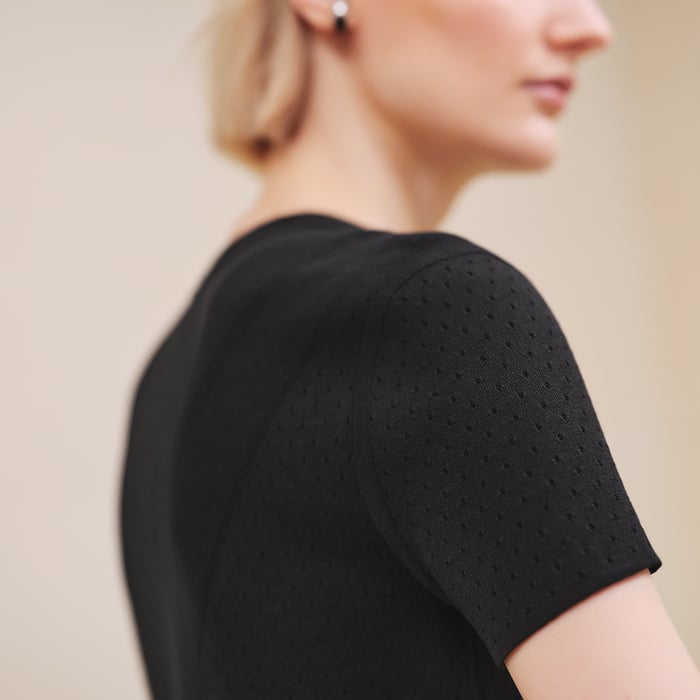 Noir "Bandanas" Short-sleeve Sweater
