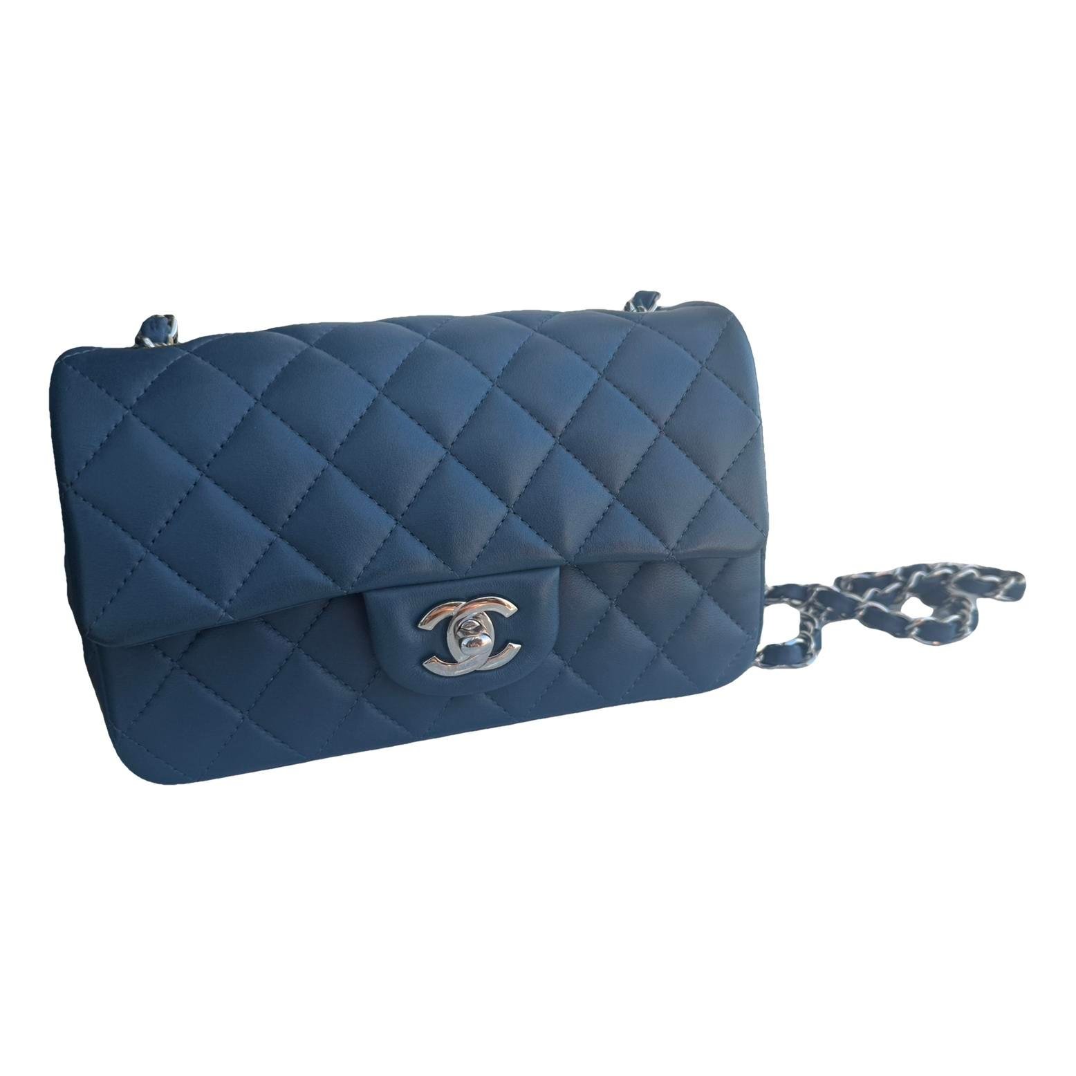 Timeless/Classique leather crossbody bag