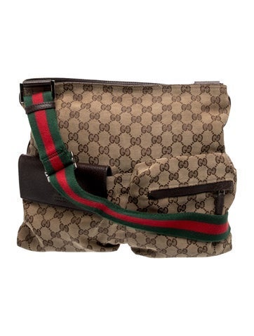 GG Canvas Shoulder Bag