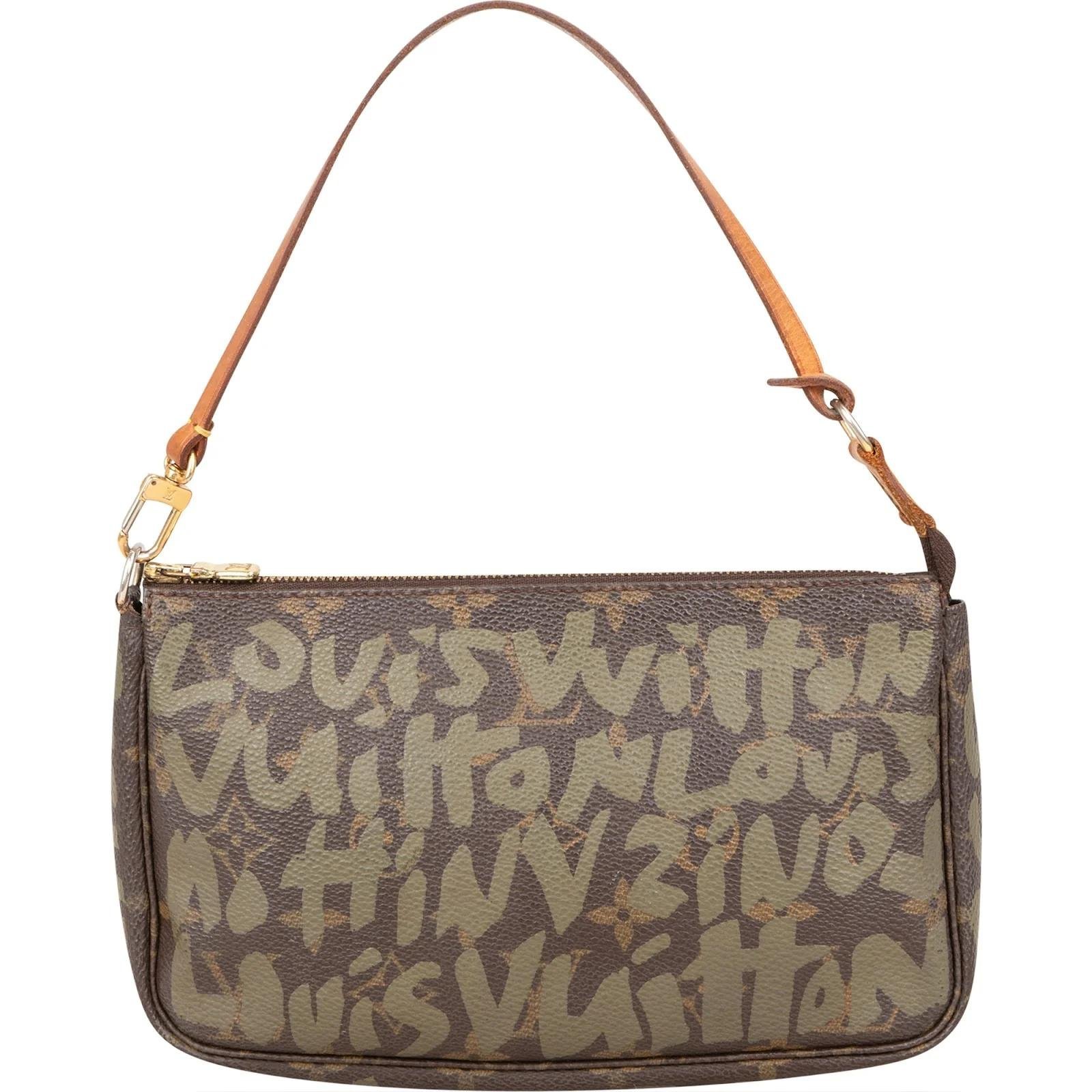 Pochette Accessoire leather handbag