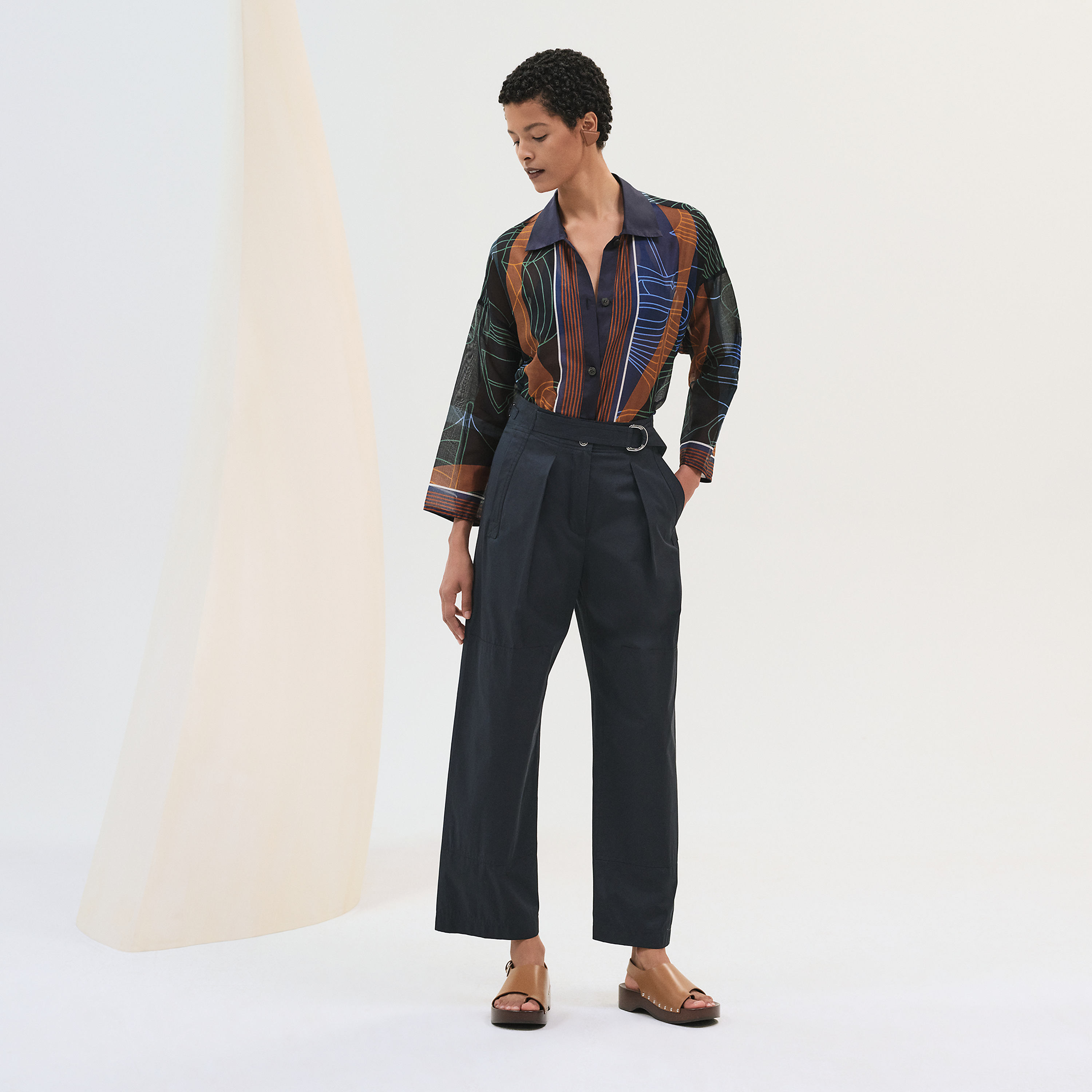 Pantalon chino taille haute