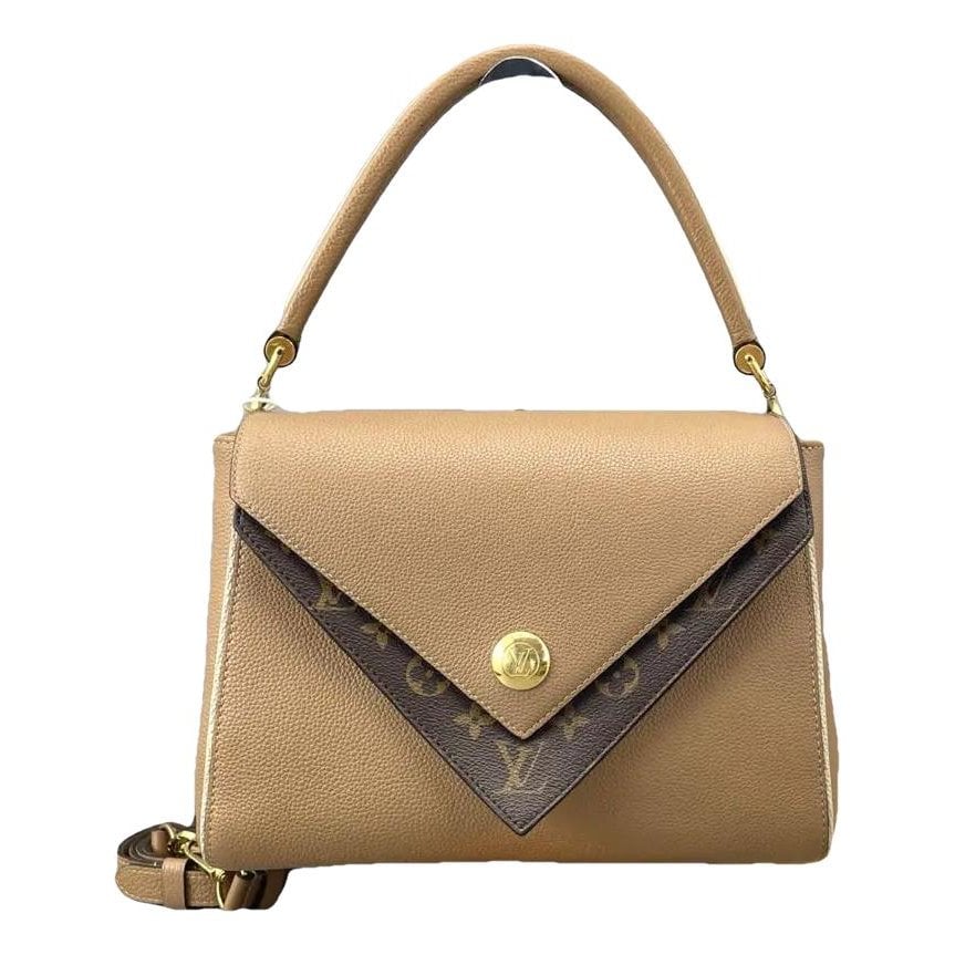 Double V leather handbag