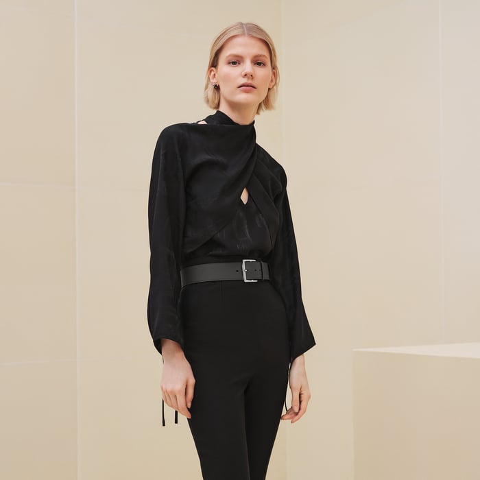Noir "Jacquard En Desordre" Ascot Collar Blouse