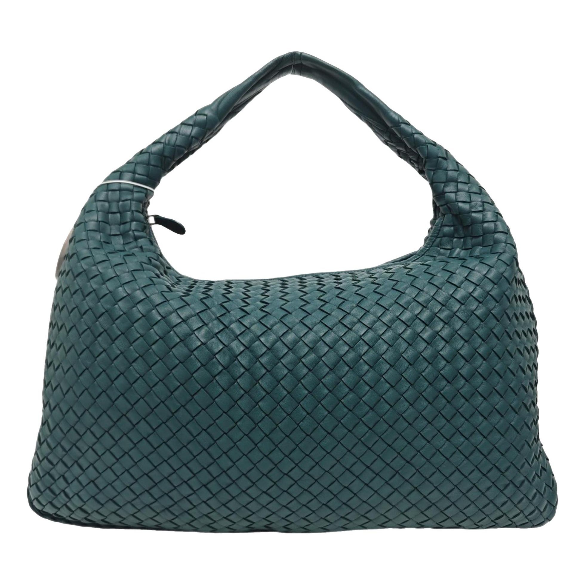 Veneta leather handbag