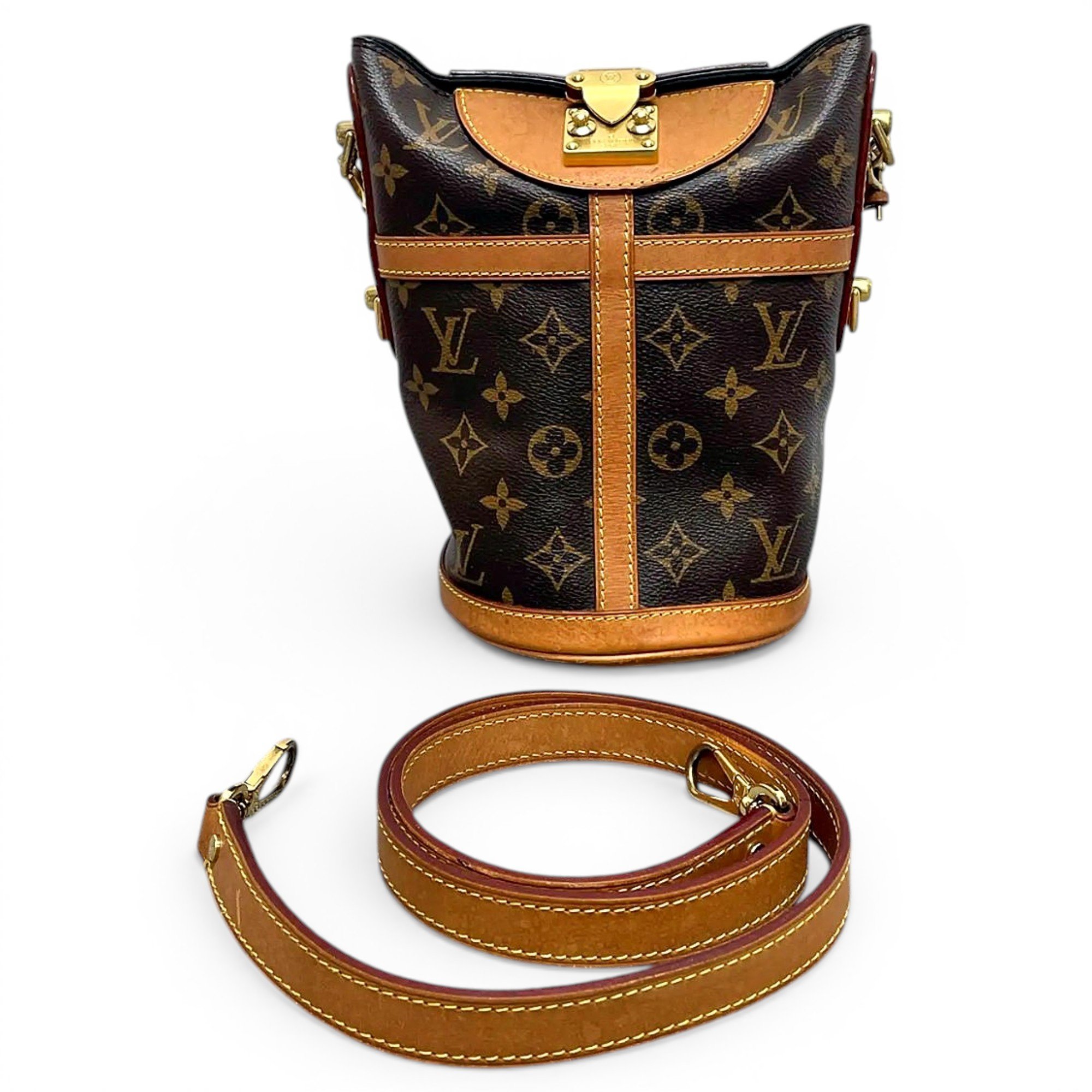 Duffle vinyl handbag