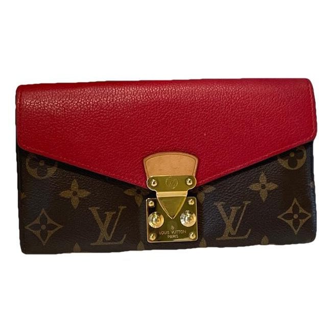 Leather clutch bag