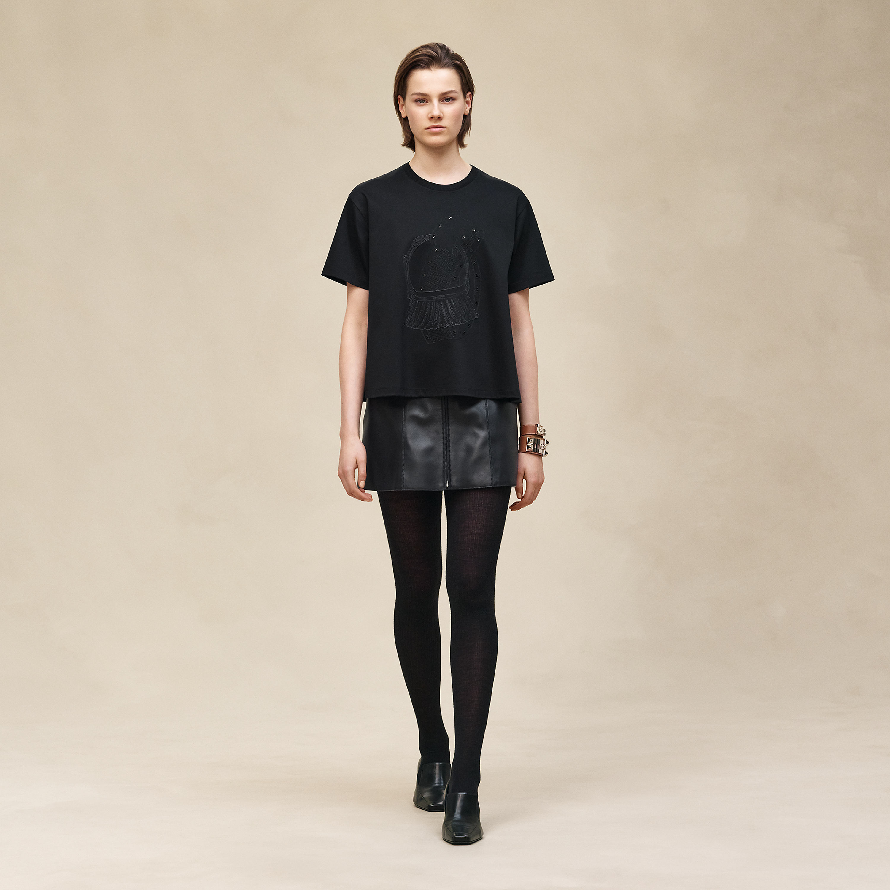 Embroidered flared t-shirt