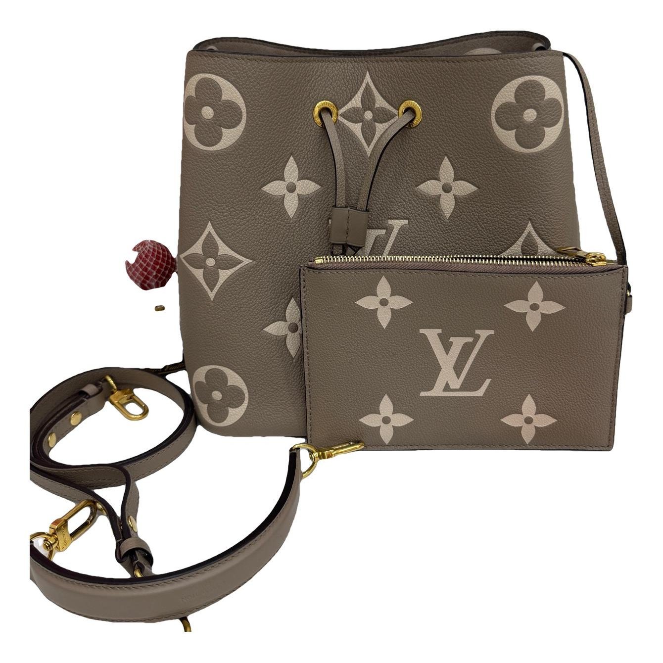 NéoNoé vegan leather handbag