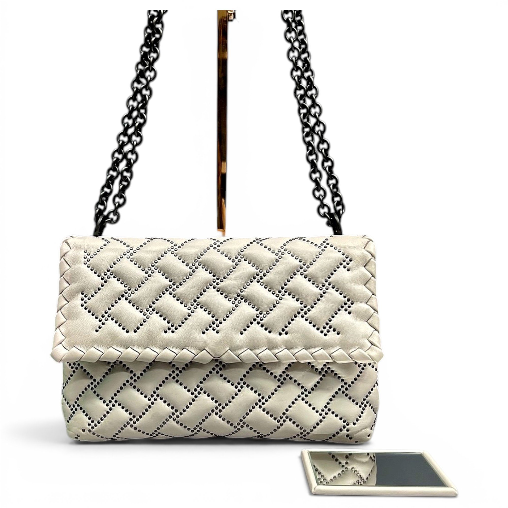 Bottega Veneta Chain Cassette leather handbag
