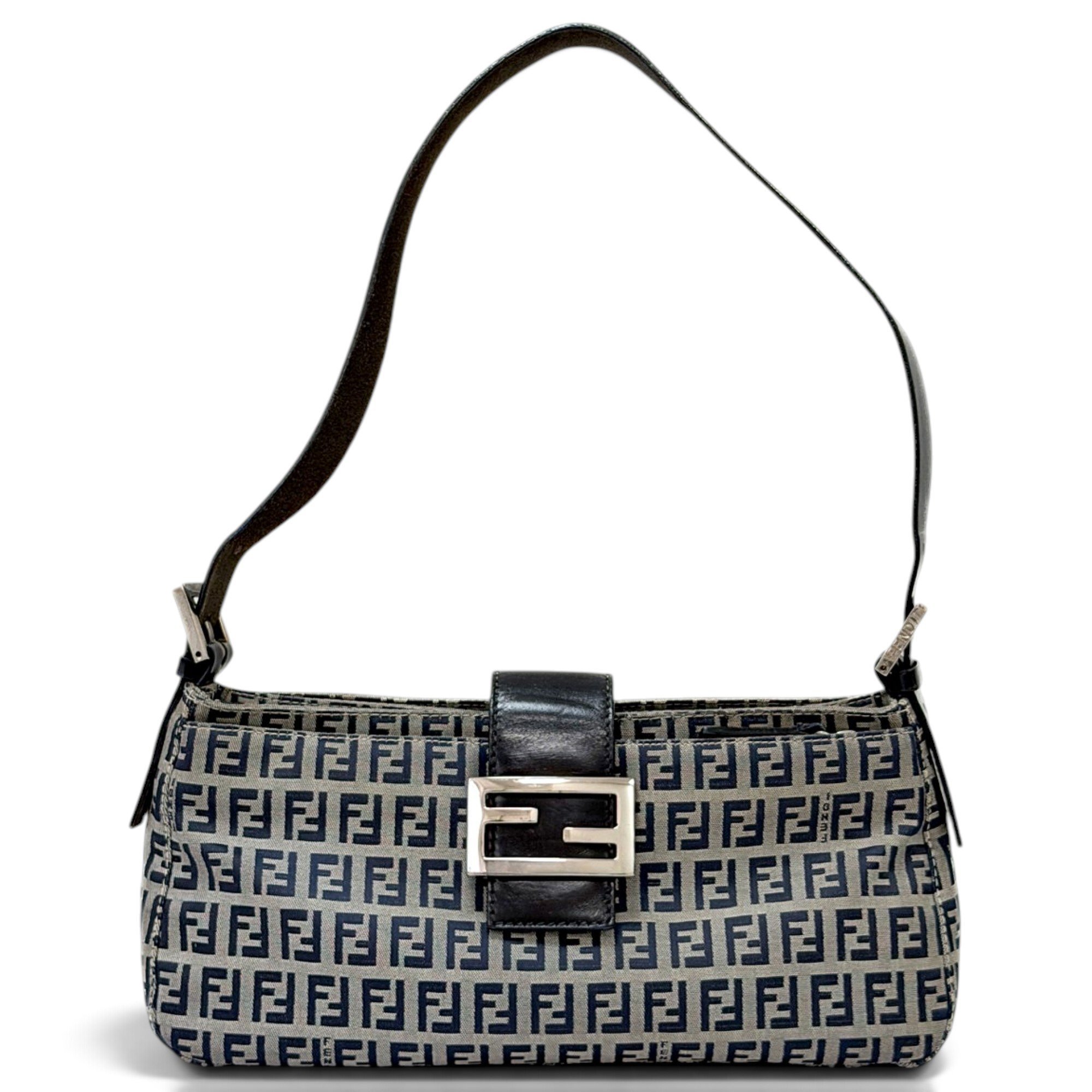 Baguette cloth handbag