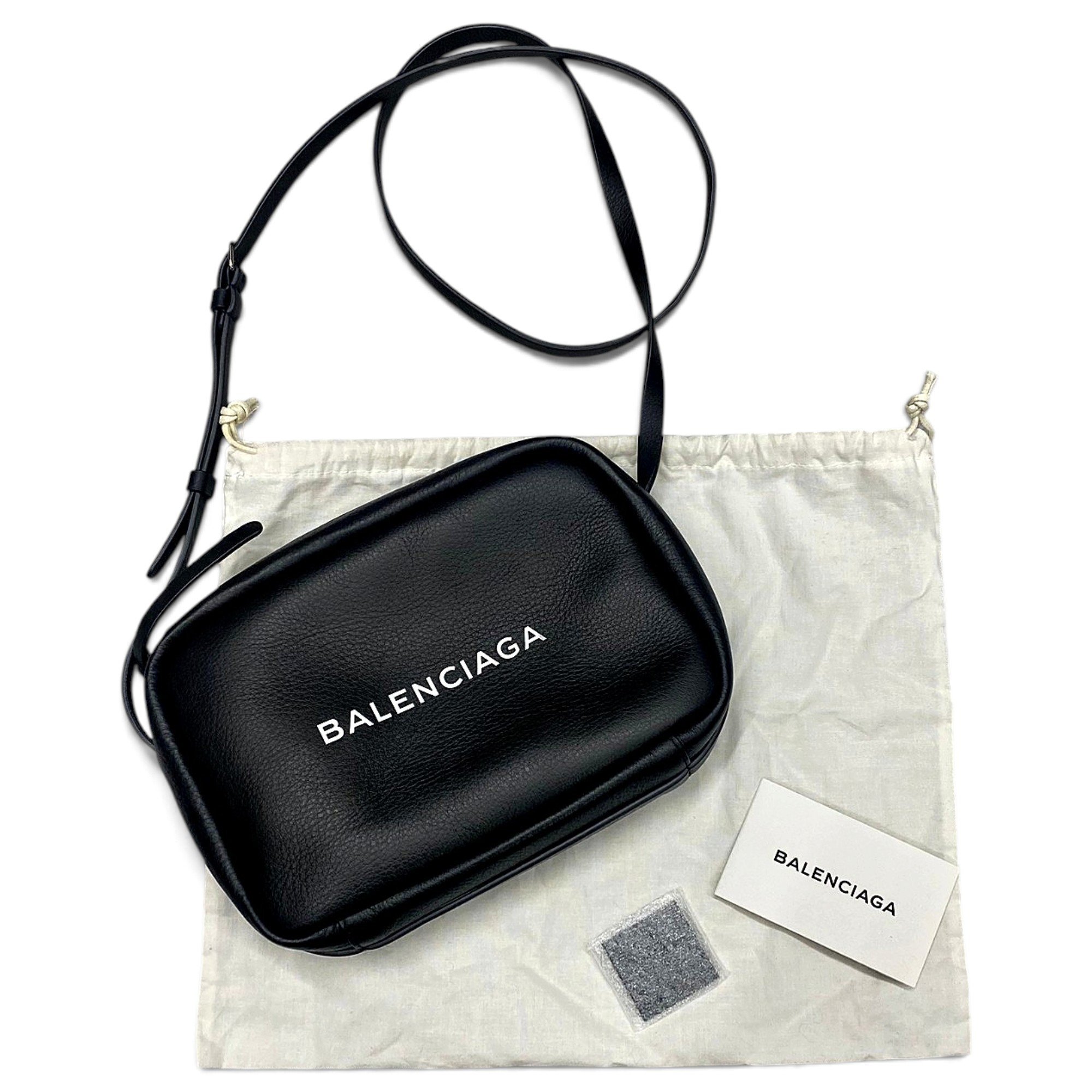 Everyday leather handbag