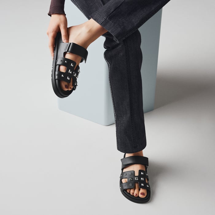Noir Chypre Sandal