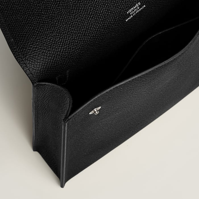Noir Hermèsnap Vertical to Go Pouch