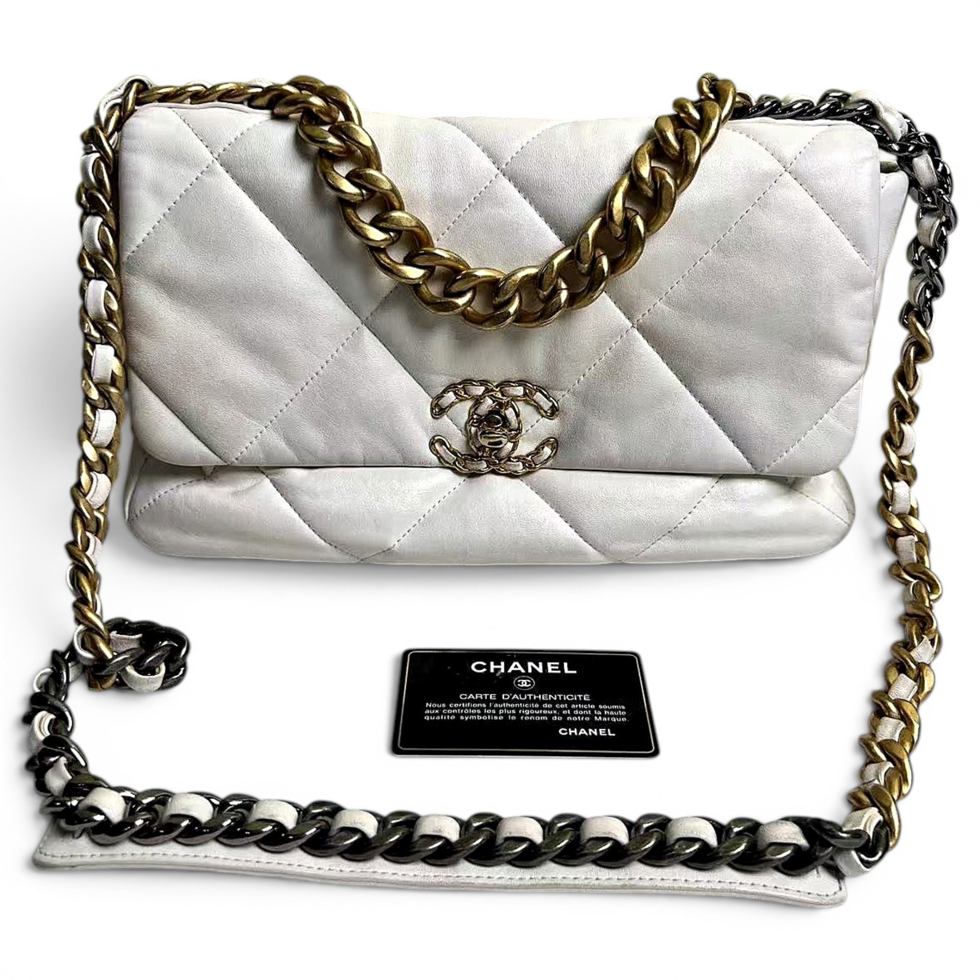 Chanel 19 leather handbag