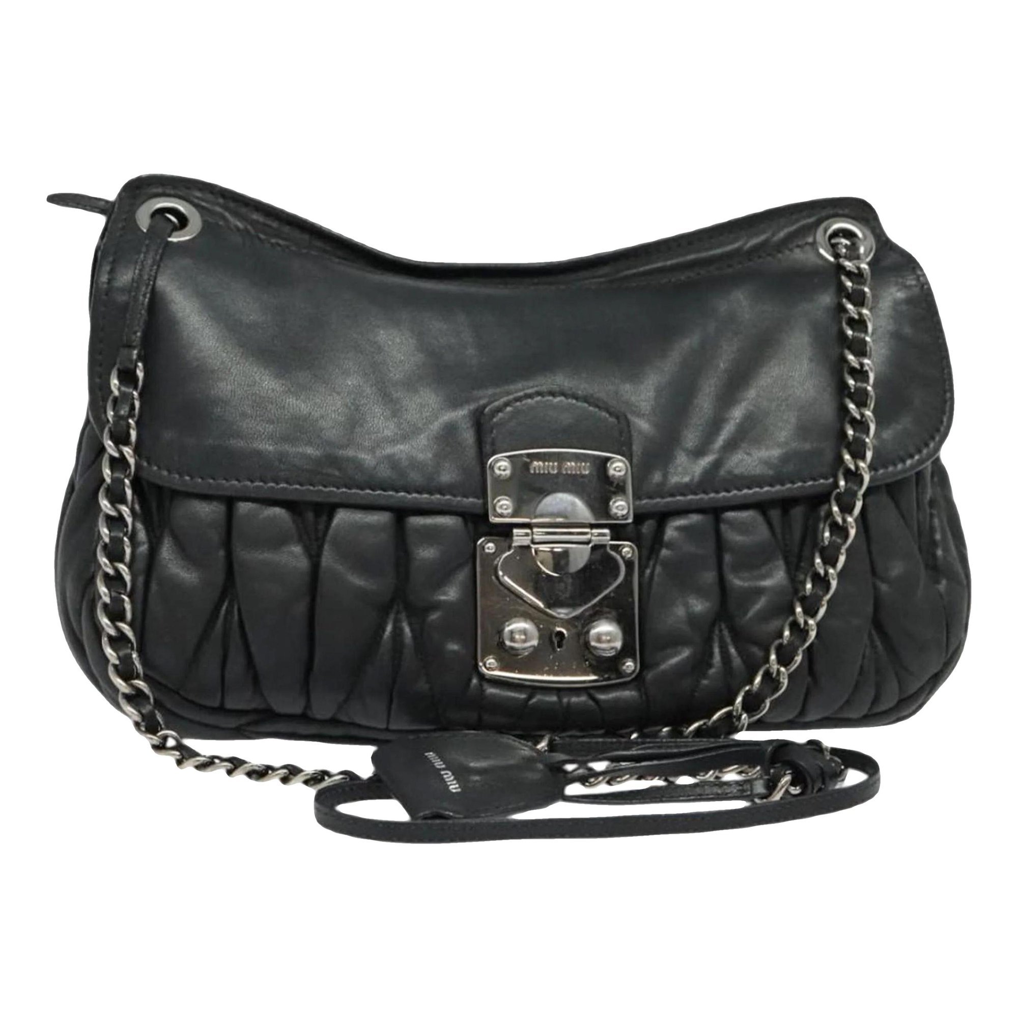 Matelassé leather bag