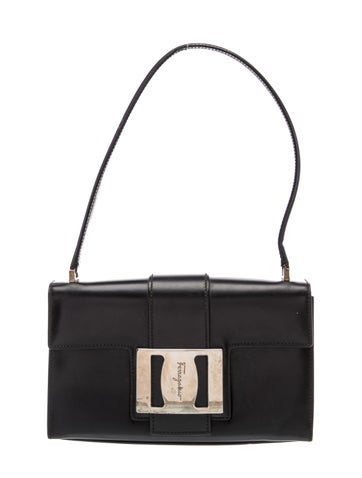 Leather Vara Flap Small