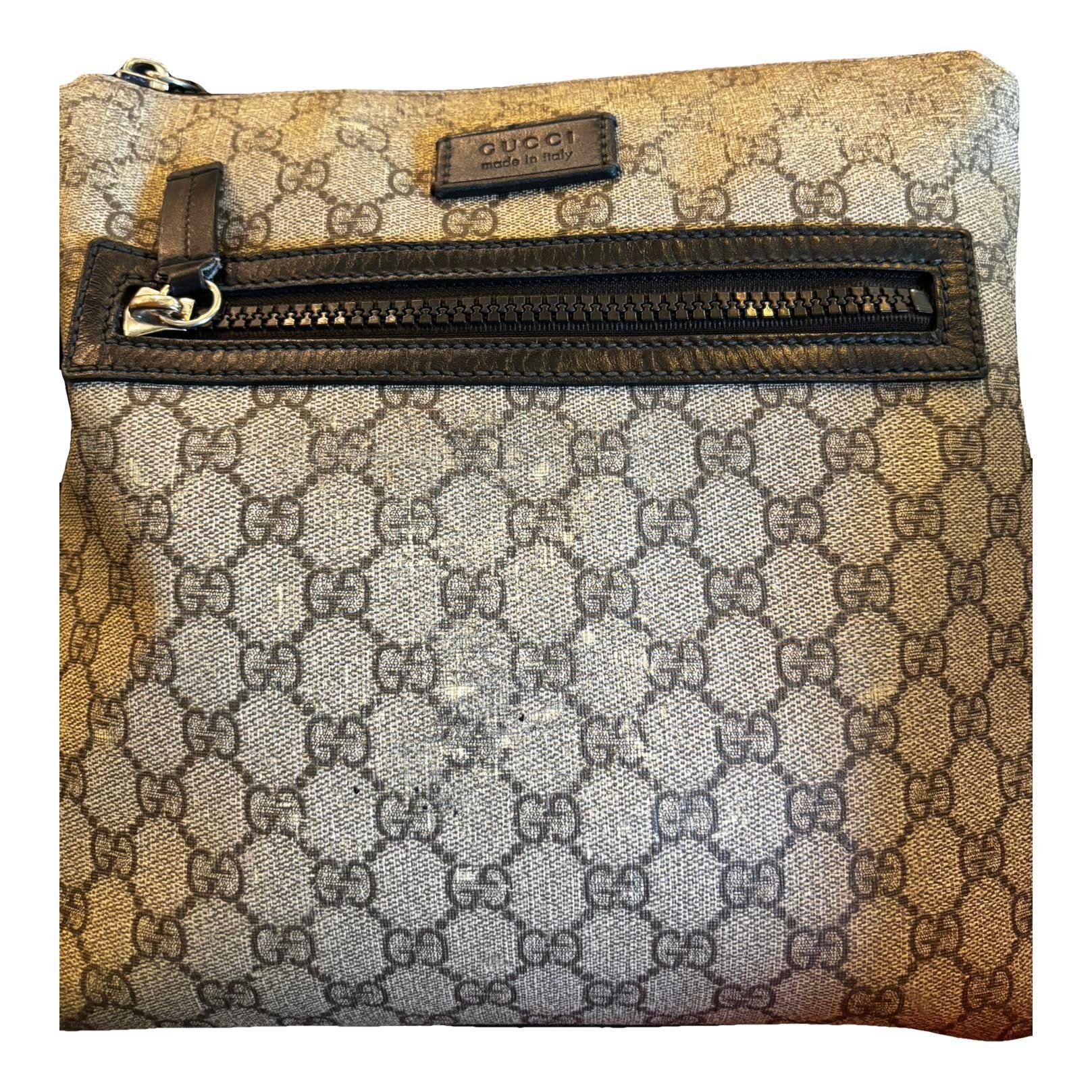 Leather crossbody bag