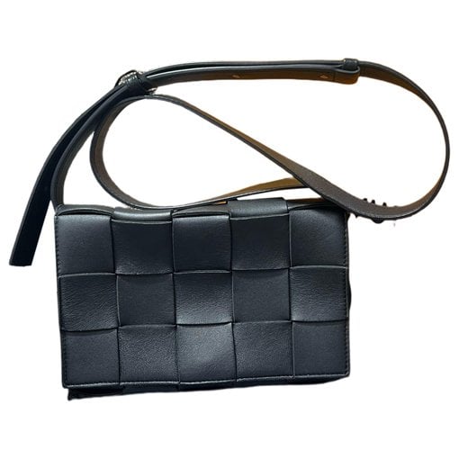 Bottega Veneta Cassette leather handbag