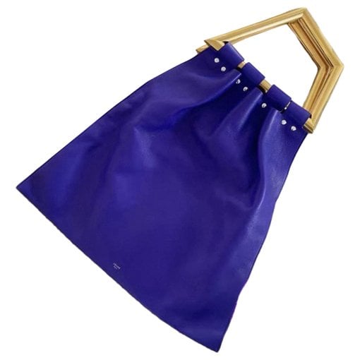 Triangle leather handbag