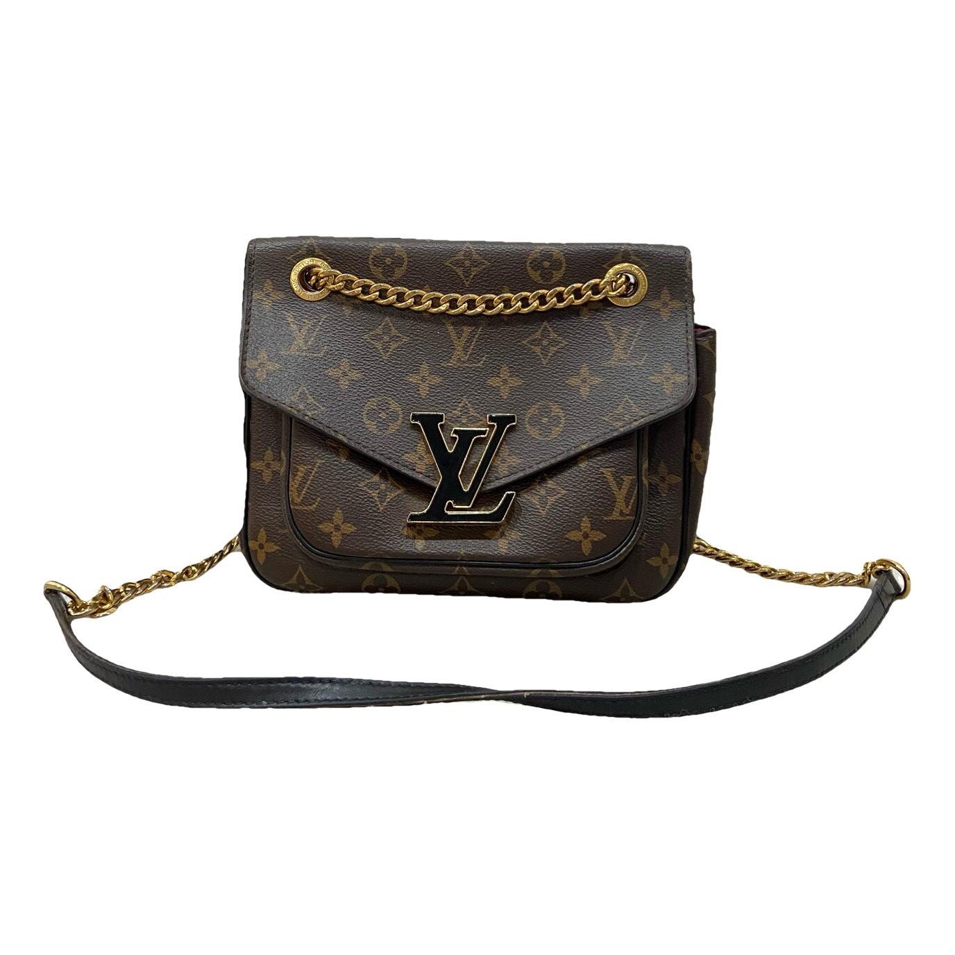 Passy leather handbag