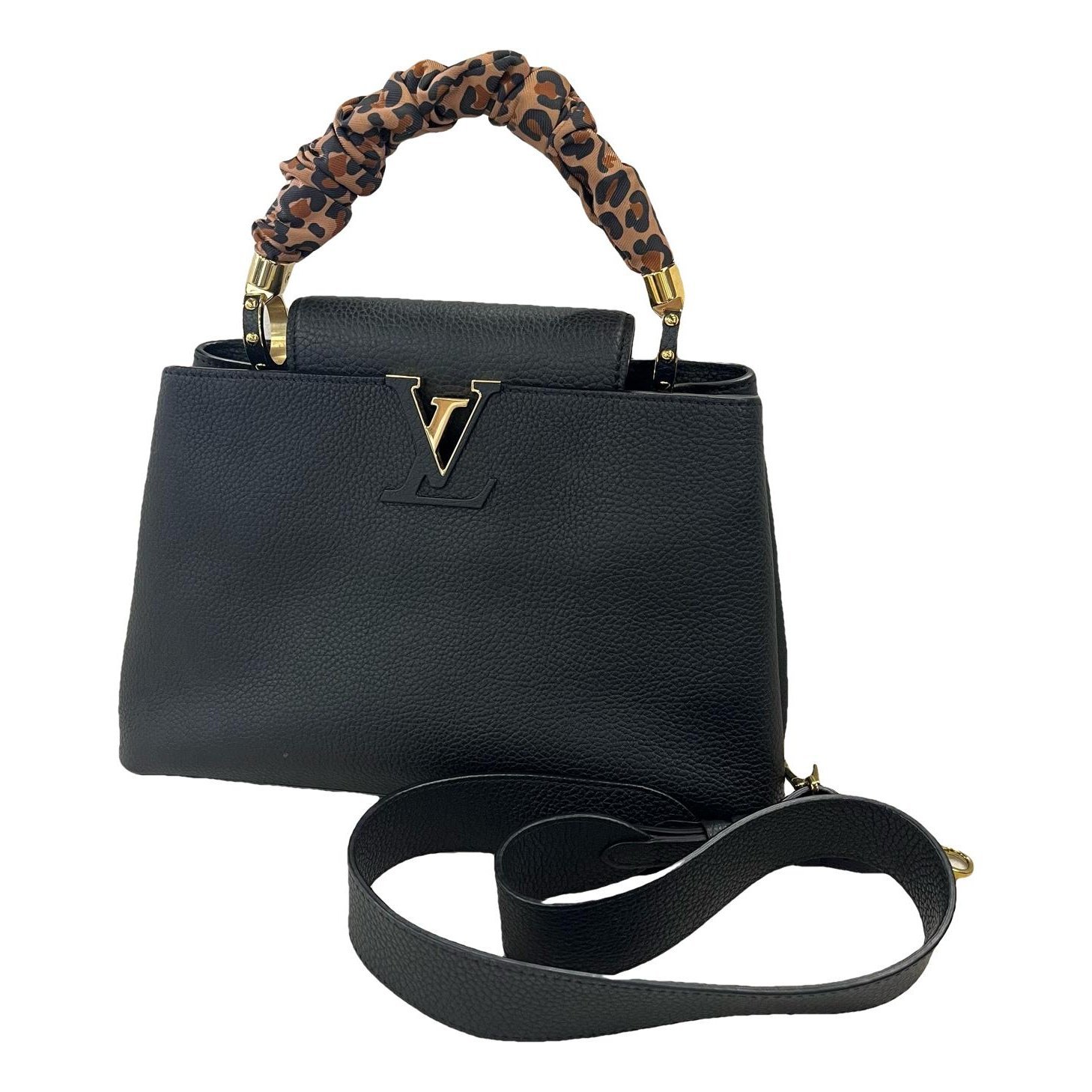 Capucines leather handbag