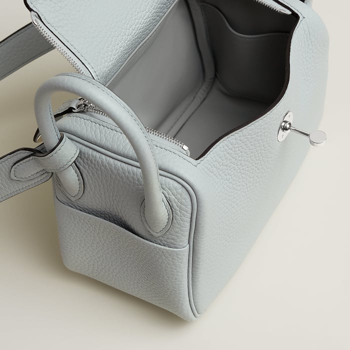 Bleu Pâle Lindy II Mini Bag