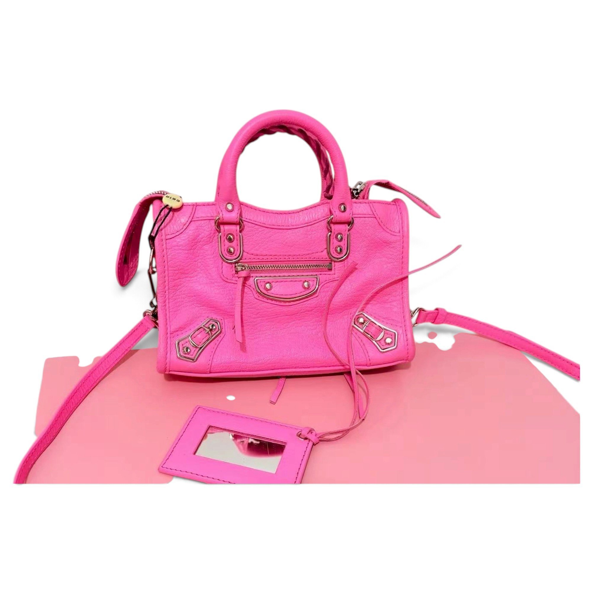 City leather handbag