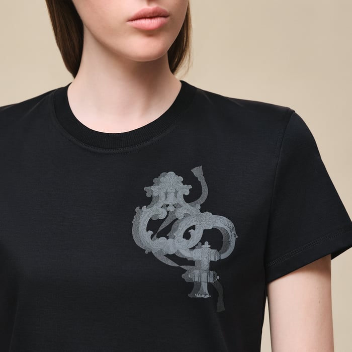 Noir Printed Straight T-shirt