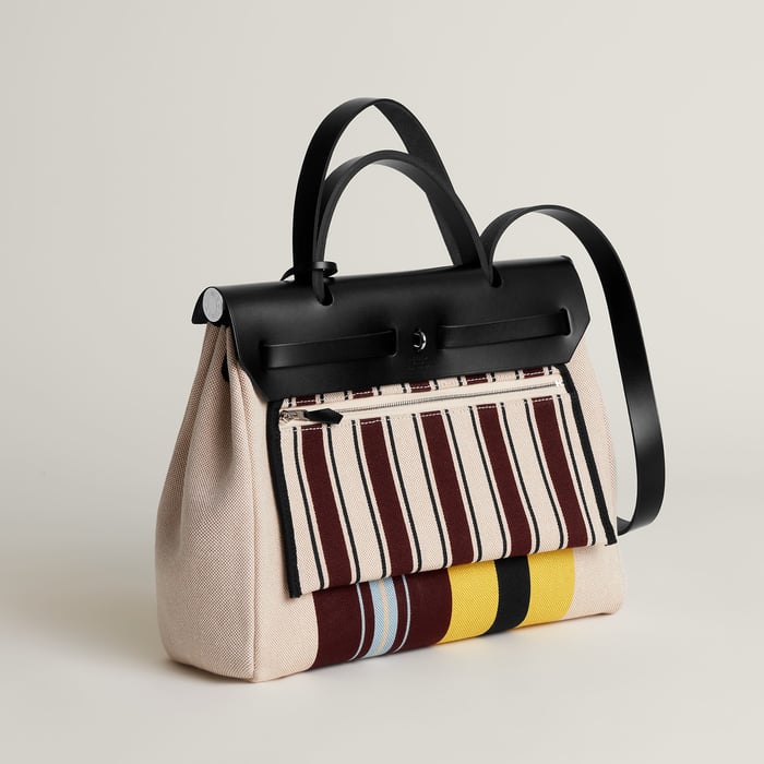Herbag Zip 31漆面手提包