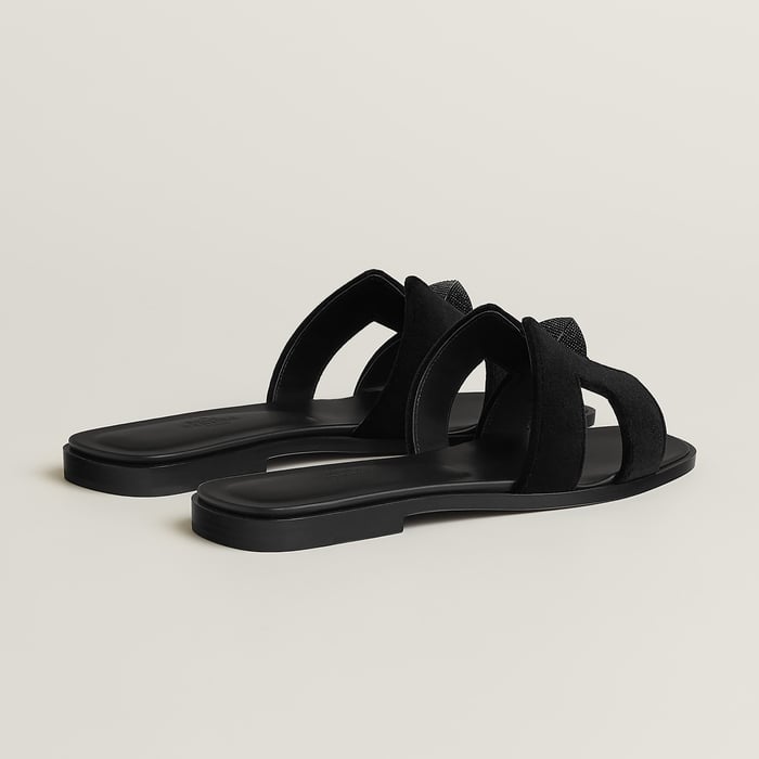 Noir Oran Sandal