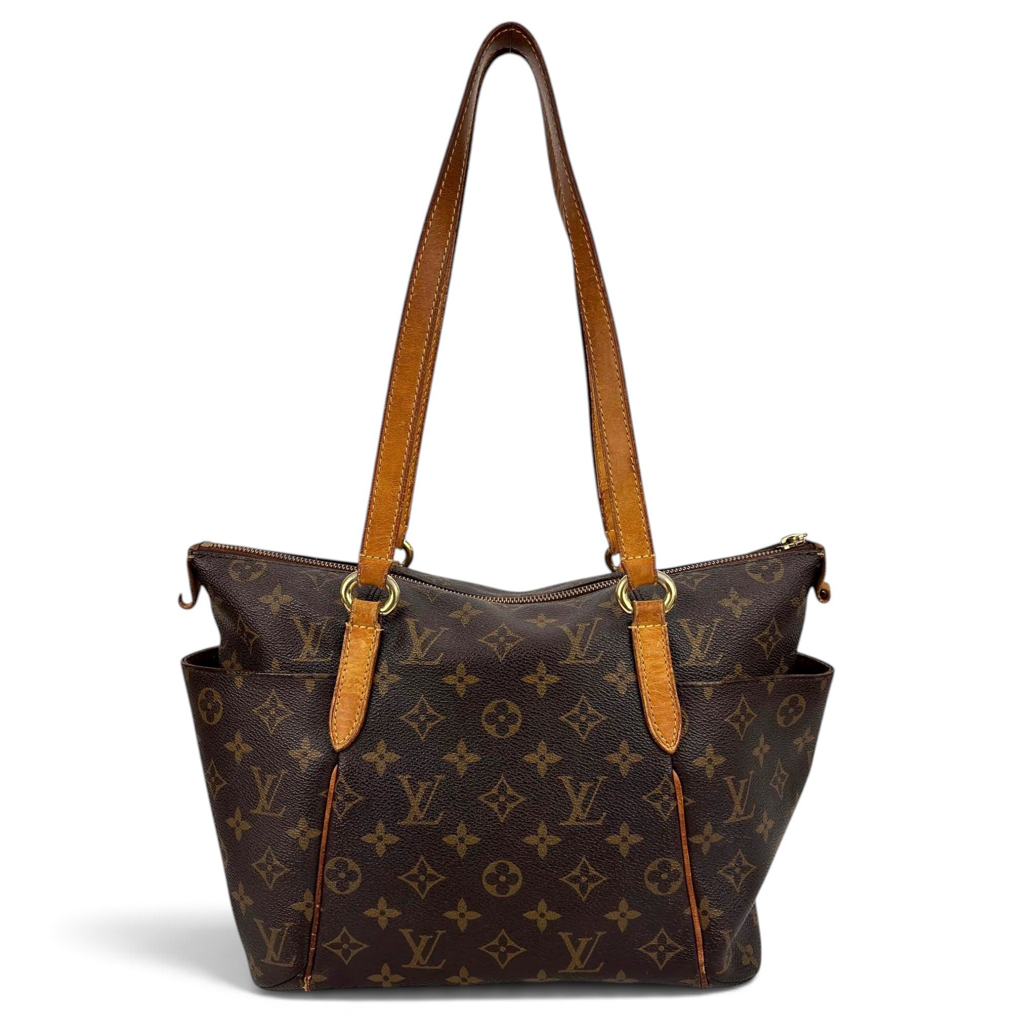 Totally leather handbag