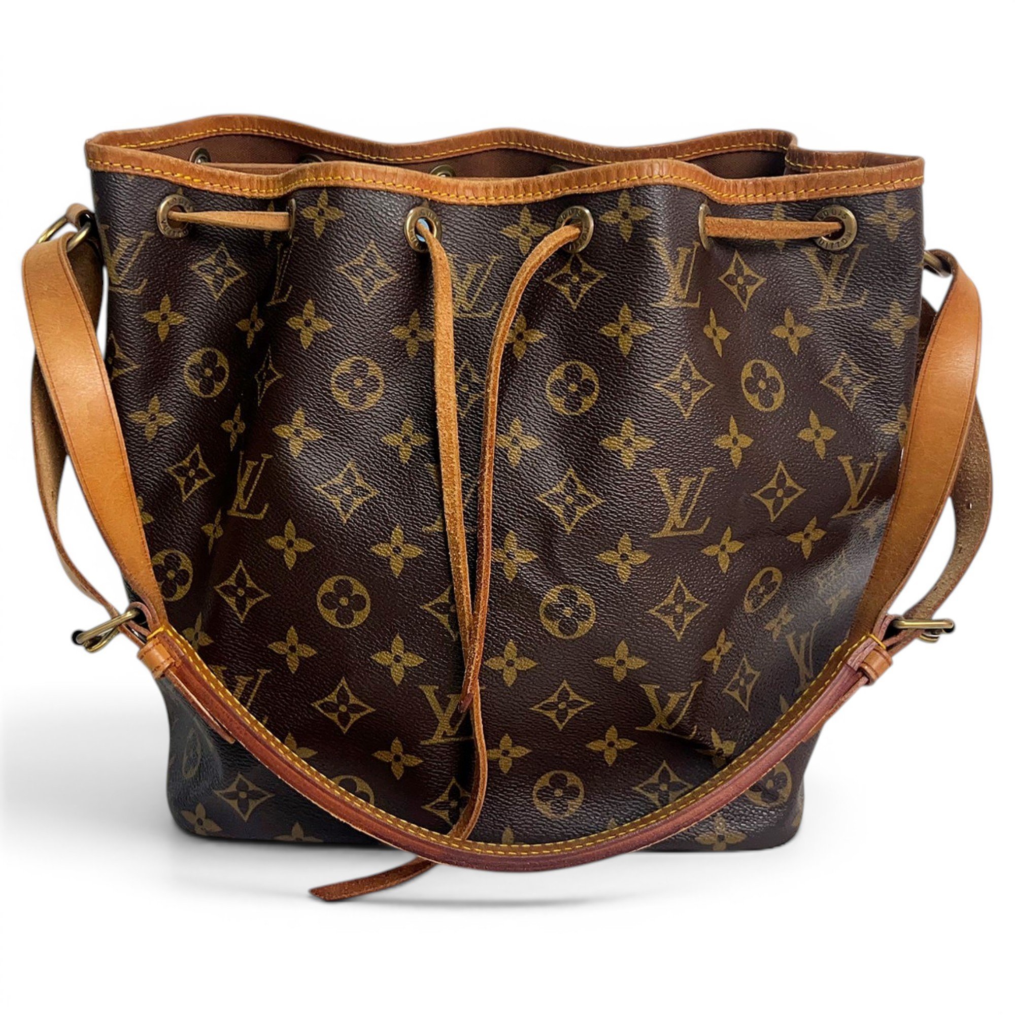 Noé leather handbag