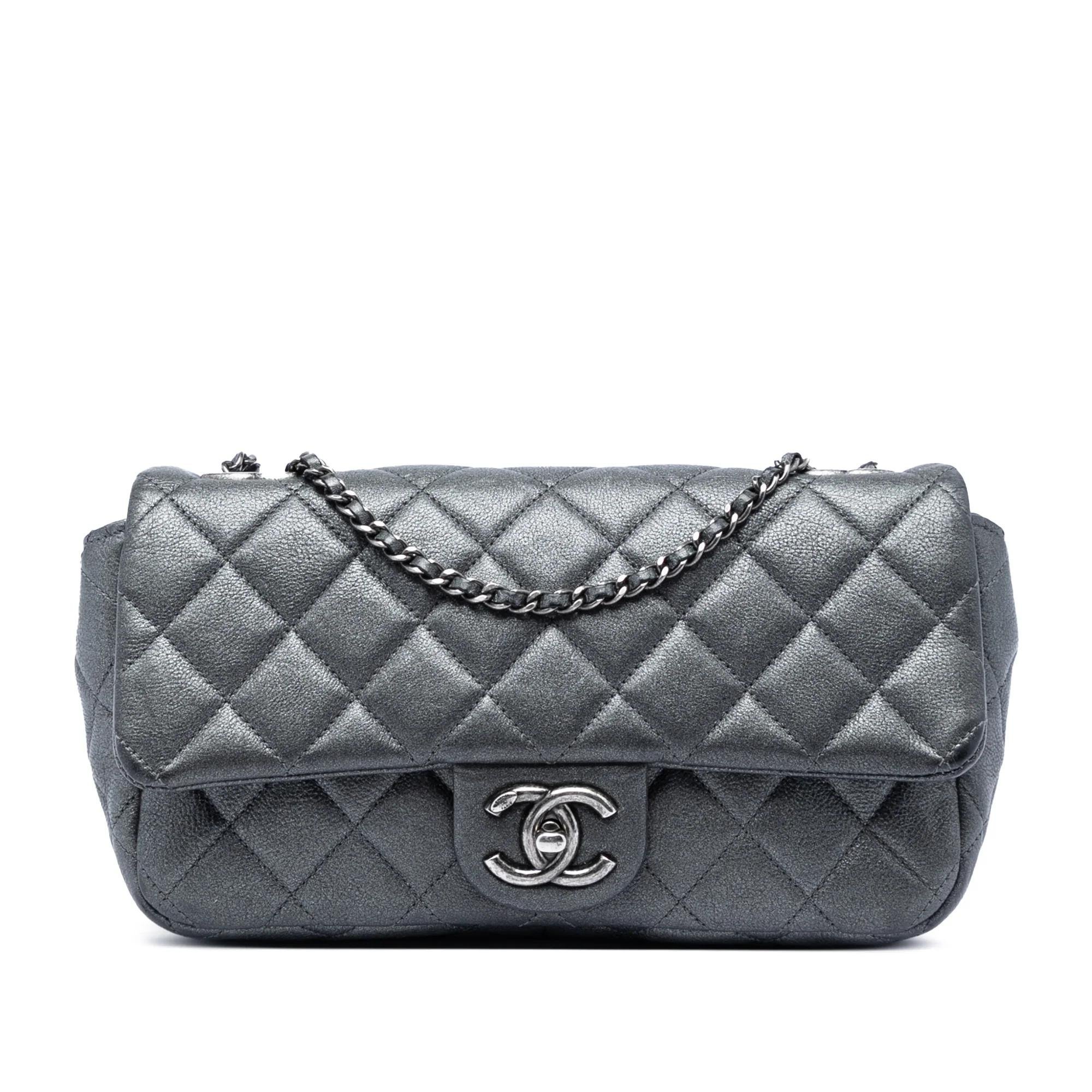 Timeless/Classique leather crossbody bag