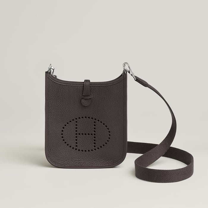 Ebene Evelyne 16 Amazone 백