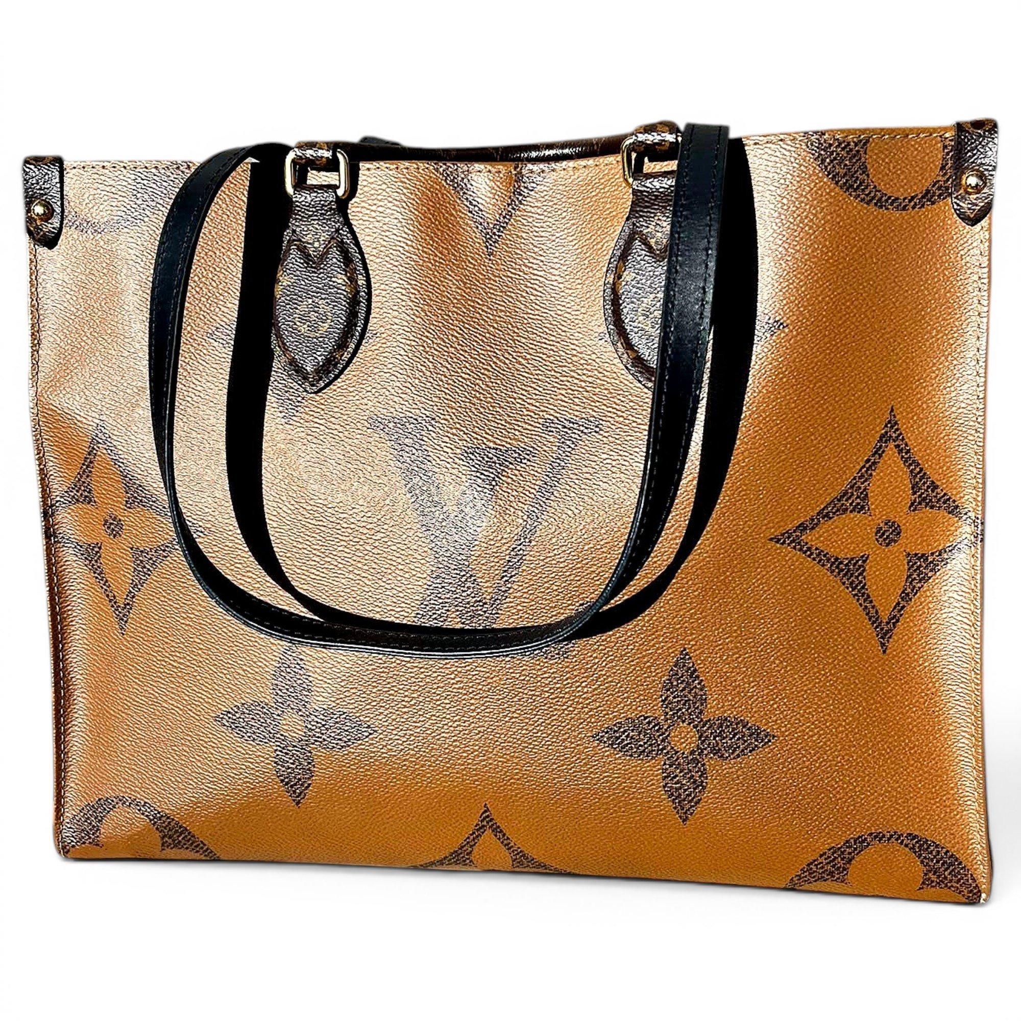 Louis Vuitton Onthego leather handbag